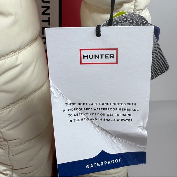 NIB •HUNTER BOOTS - Women's Intrepid Tall Snow Boot - Winter boots Size: 7 - Picture 8 of 13